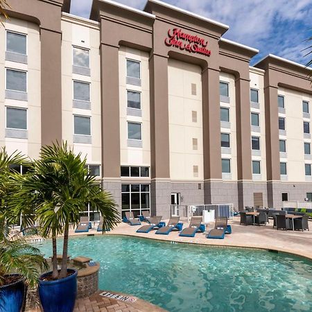 Hampton Inn & Suites Fort Myers-Colonial Boulevard Экстерьер фото
