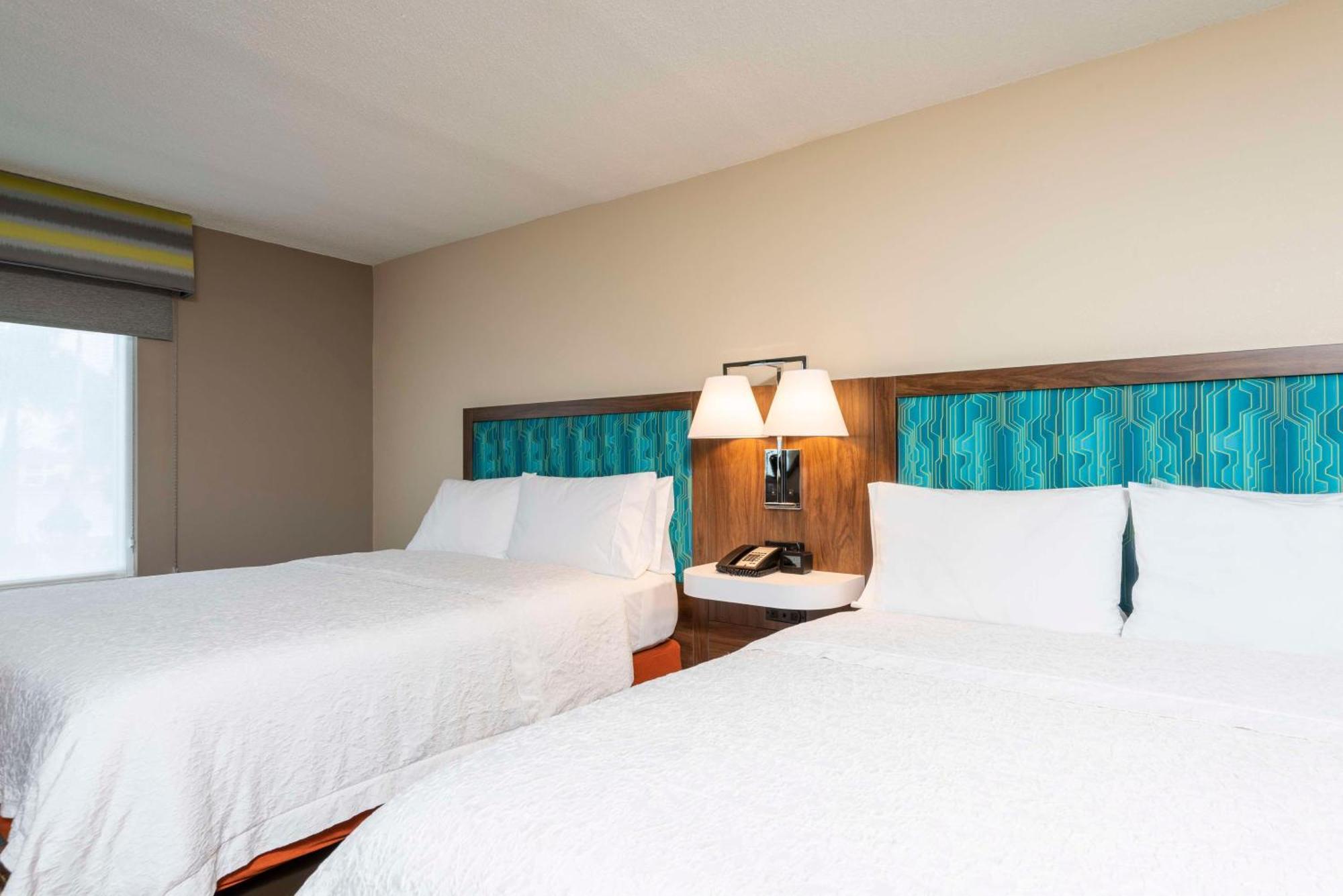 Hampton Inn & Suites Fort Myers-Colonial Boulevard Экстерьер фото