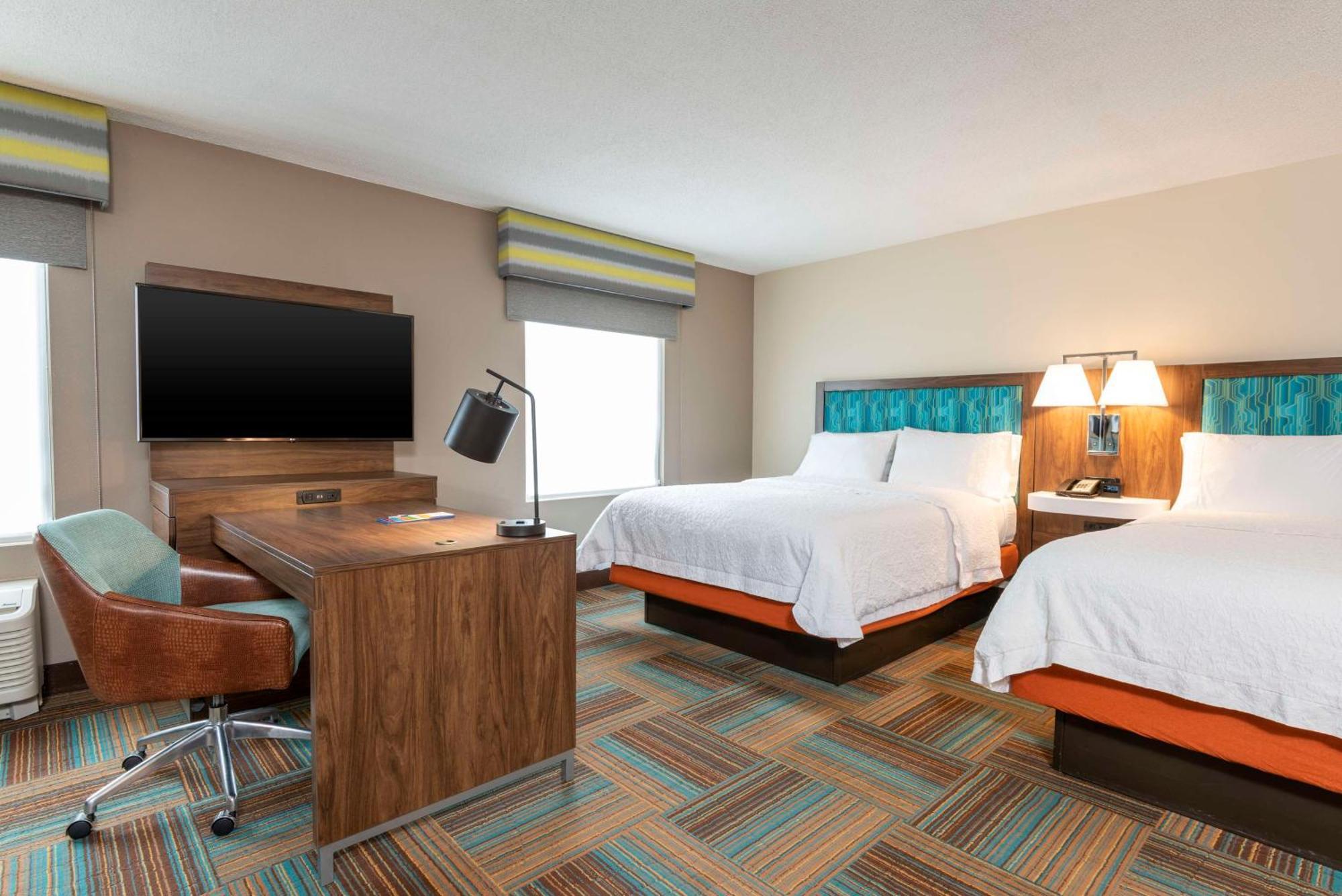 Hampton Inn & Suites Fort Myers-Colonial Boulevard Экстерьер фото