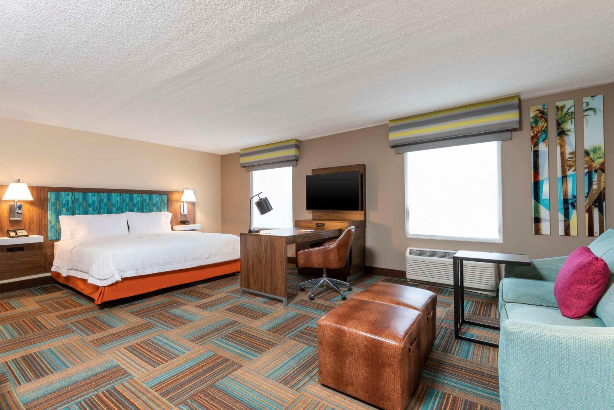 Hampton Inn & Suites Fort Myers-Colonial Boulevard Экстерьер фото